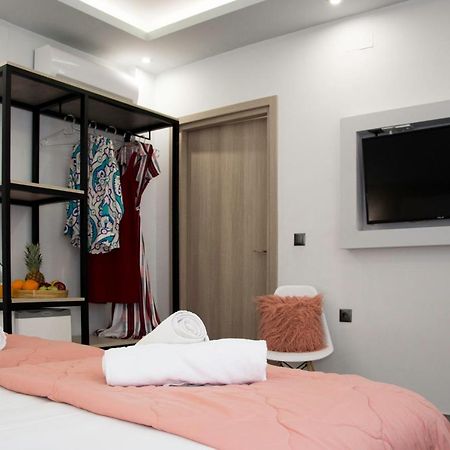 Big Max Guesthouse Кавос Экстерьер фото
