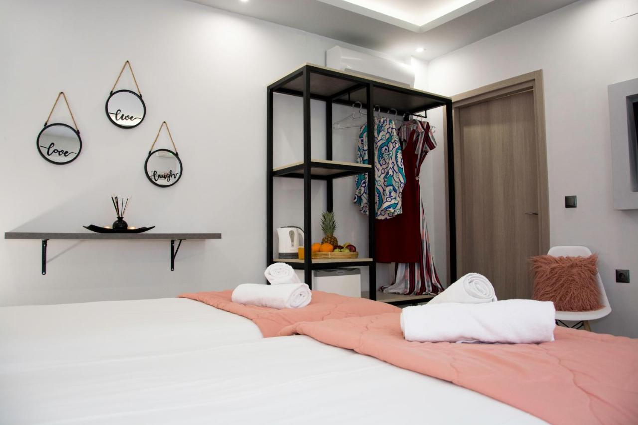 Big Max Guesthouse Кавос Экстерьер фото