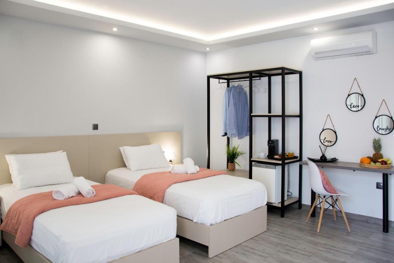 Big Max Guesthouse Кавос Экстерьер фото